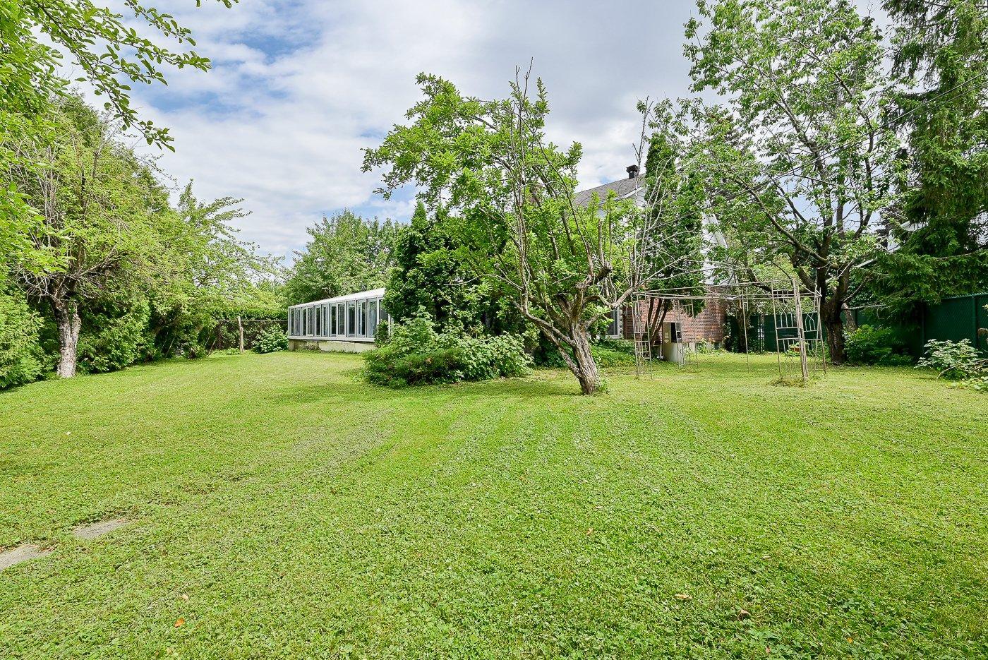 









1700


Crois. Sauvé

,
Brossard,




QC
J4X1L1


