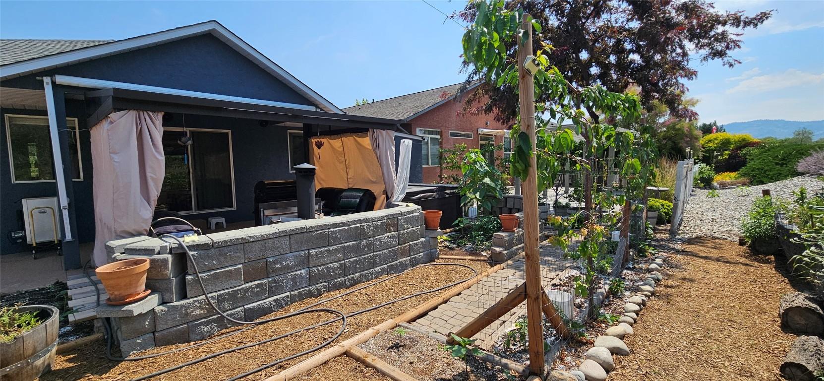 









190


Willows

Place,
Oliver,




BC
V0H 1T4


