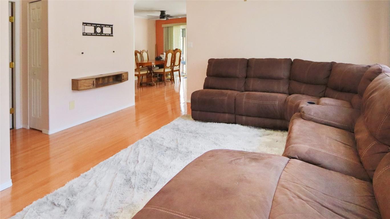 









190


Willows

Place,
Oliver,




BC
V0H 1T4


