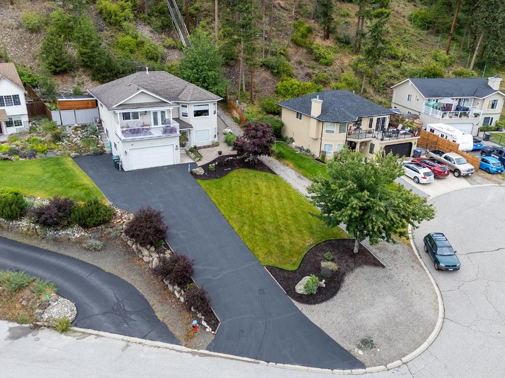 









5827


VICTORIA

Street,
Peachland,




BC
V0H 1X4

