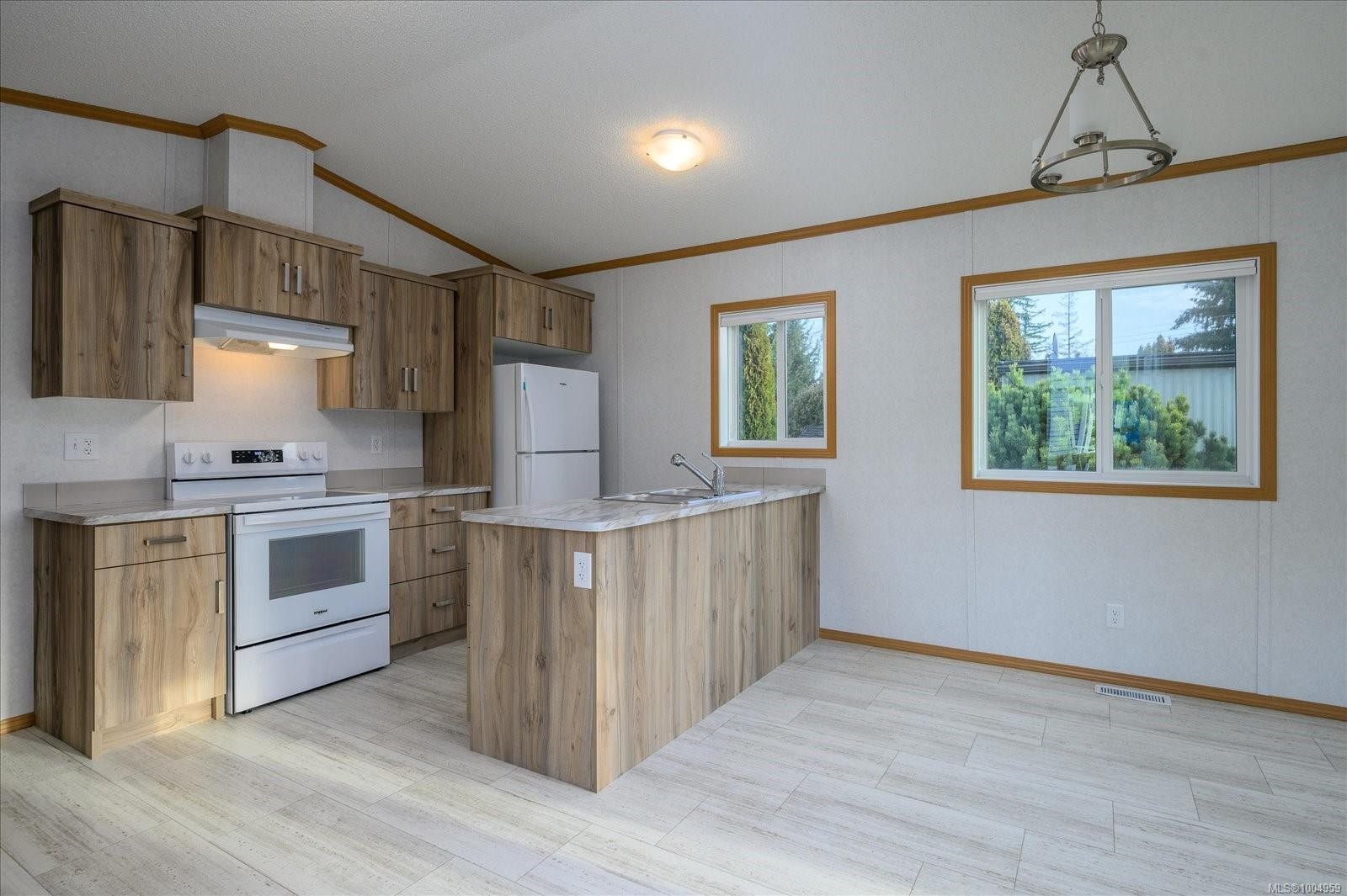 









6820


Parklands

Pl, 21,
Lantzville,




BC
V0R 2H0

