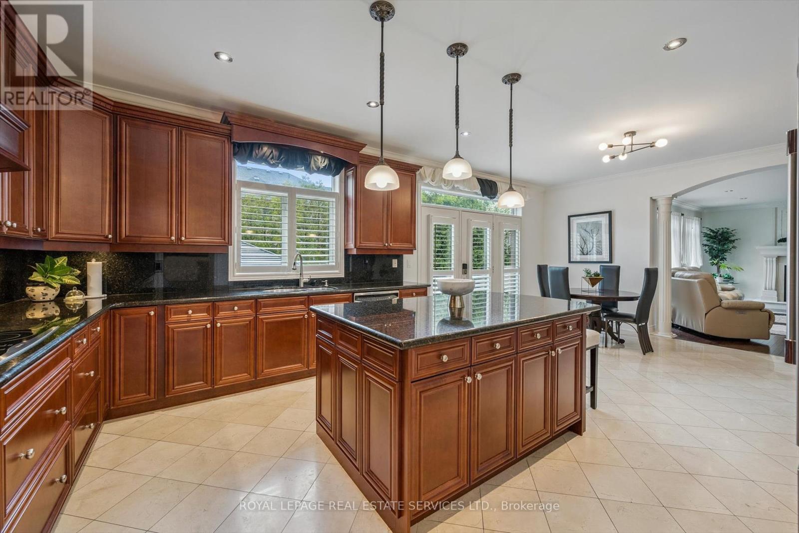 












3168 SADDLEWORTH CRESCENT

,
Oakville,




Ontario
L6M0A8

