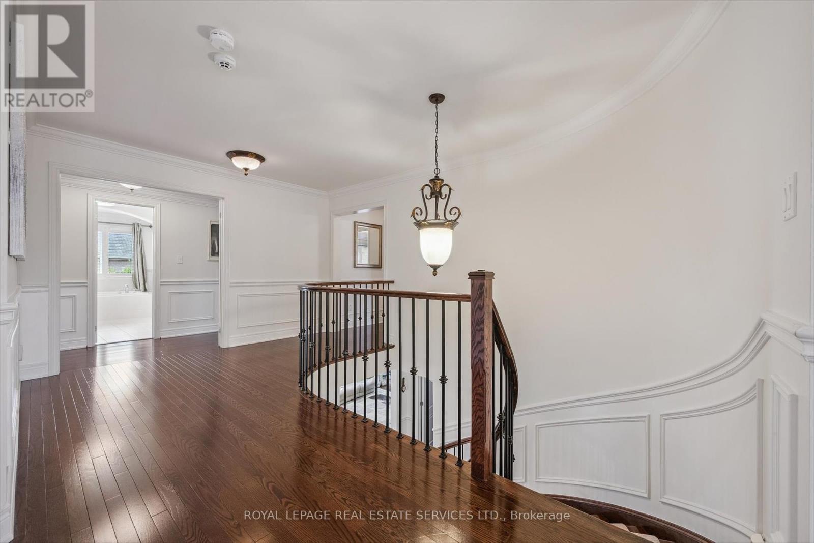 












3168 SADDLEWORTH CRESCENT

,
Oakville,




Ontario
L6M0A8

