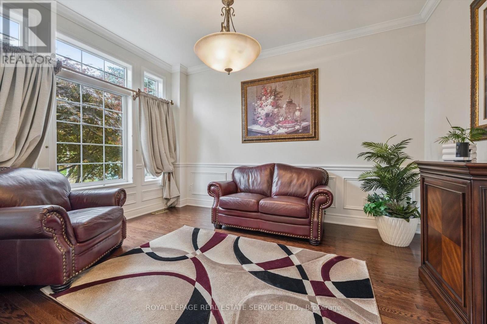 












3168 SADDLEWORTH CRESCENT

,
Oakville,




Ontario
L6M0A8

