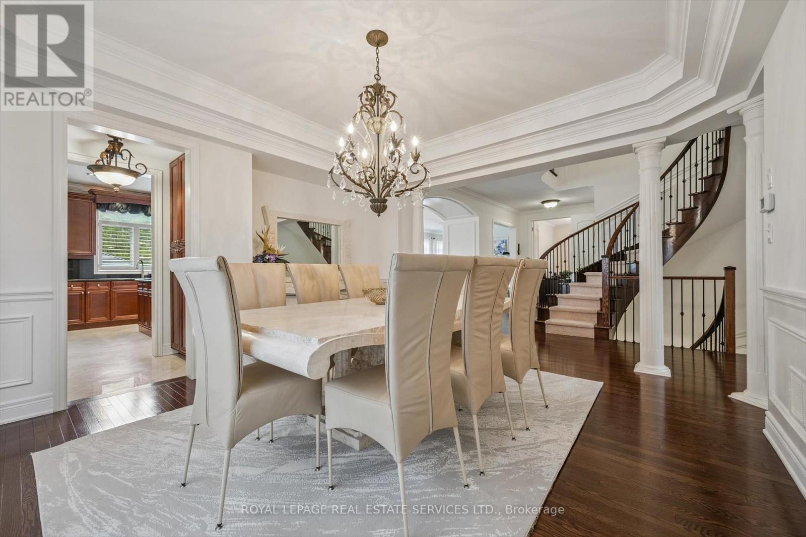 












3168 SADDLEWORTH CRESCENT

,
Oakville,




Ontario
L6M0A8

