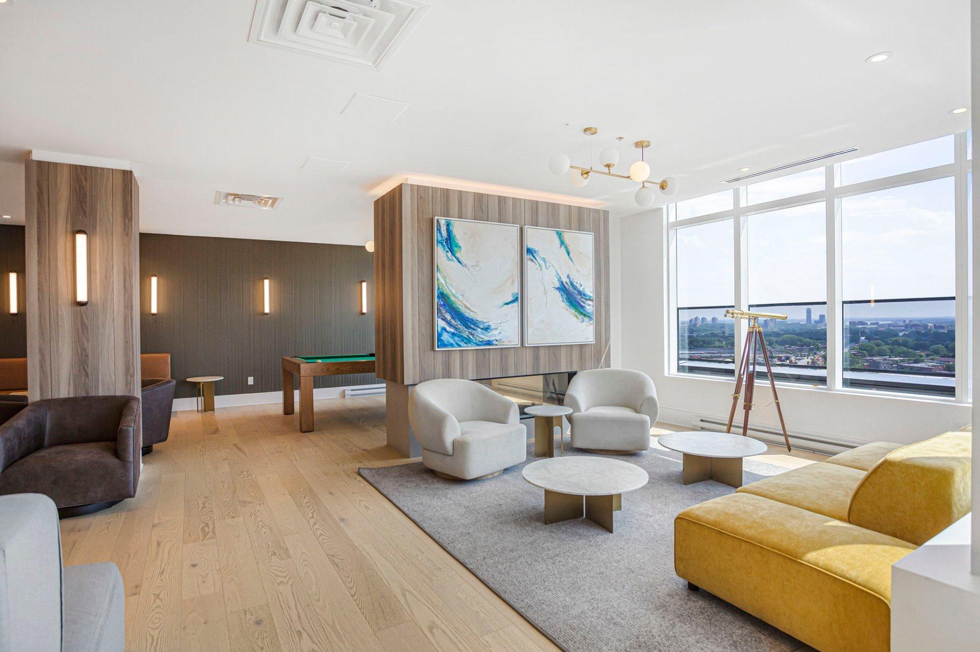 









100


Rue Murray

, 408,
Montréal (Le Sud-Ouest),




QC
H3C1A2

