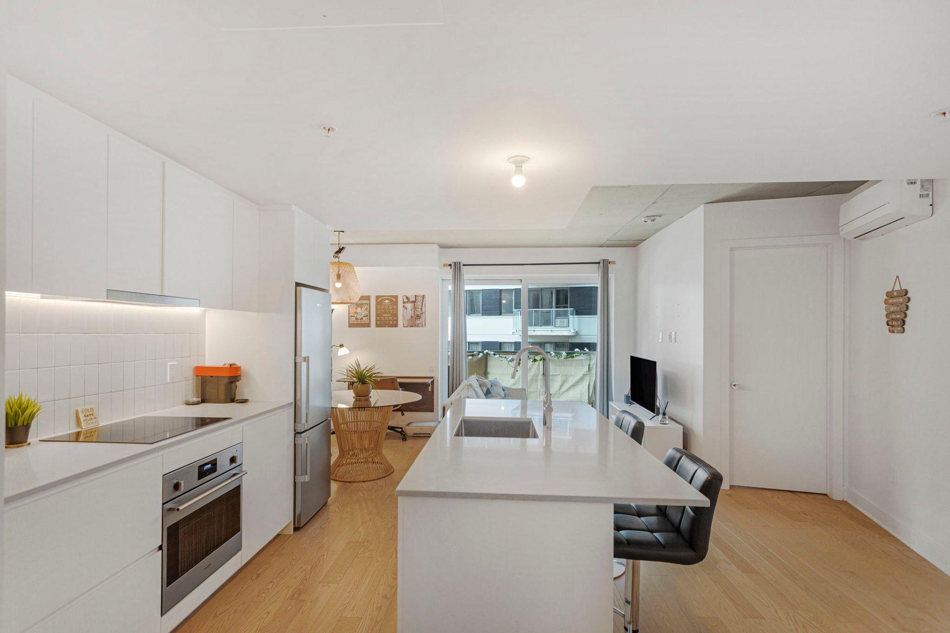 









100


Rue Murray

, 408,
Montréal (Le Sud-Ouest),




QC
H3C1A2

