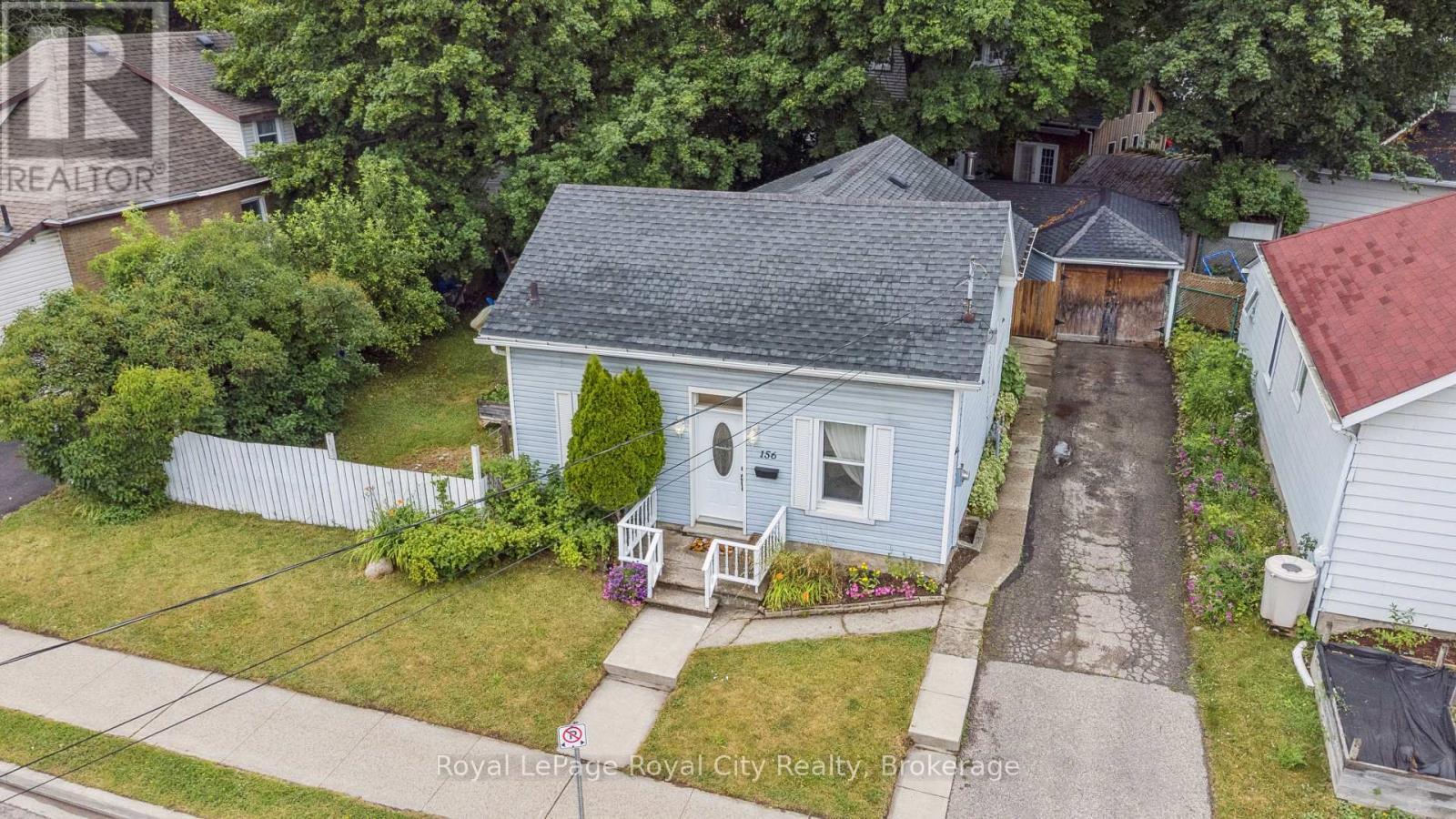 












156 YORK ROAD

,
Guelph (St. Patrick's Ward),




Ontario
N1E3E9

