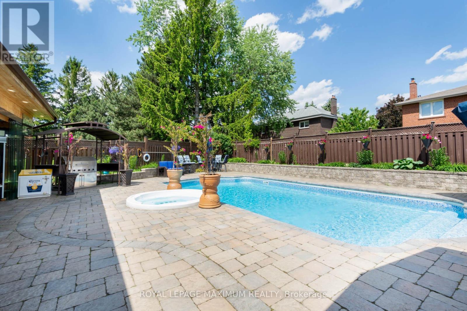 












35 LORENGATE PLACE

,
Vaughan,




Ontario
L4L2Y4


