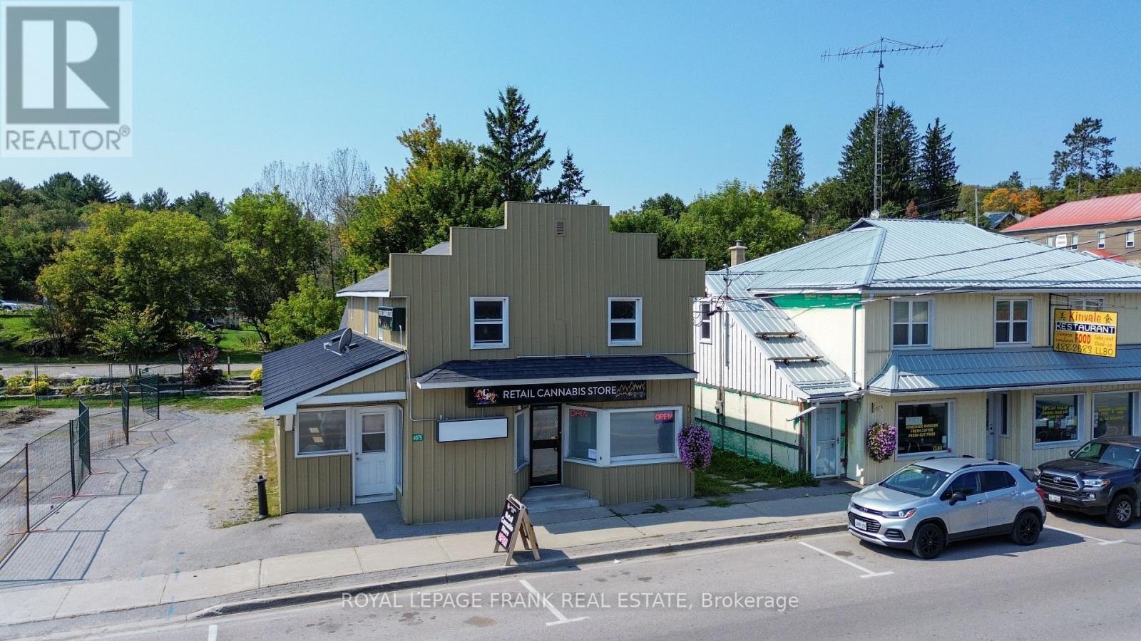 












4075 COUNTY RD 121 N

,
Kawartha Lakes (Kinmount),




Ontario
K0M2A0

