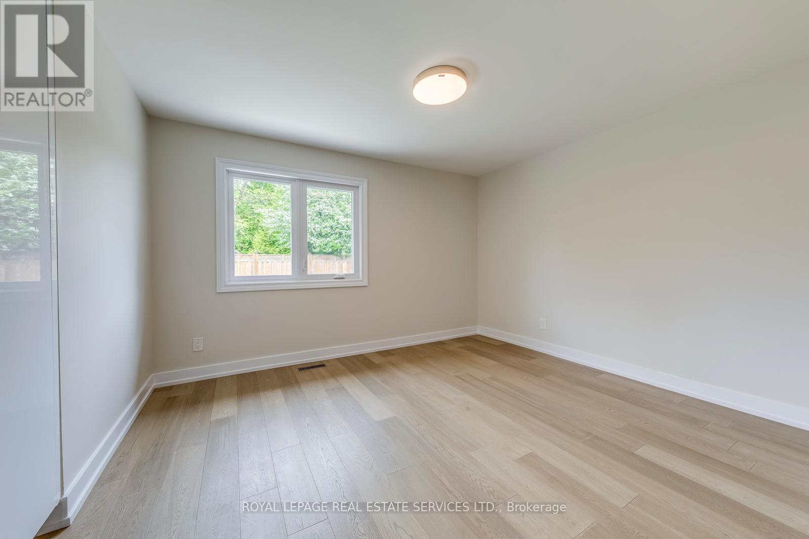 












690 MISSISSAUGA VALLEY BOULEVARD

,
Mississauga,




Ontario
L5A1Z4

