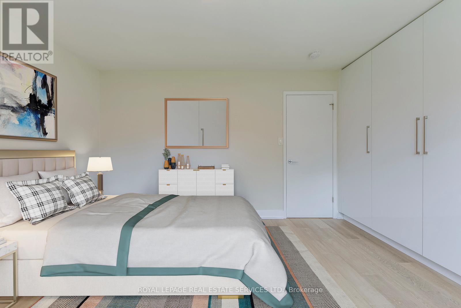












690 MISSISSAUGA VALLEY BOULEVARD

,
Mississauga,




Ontario
L5A1Z4

