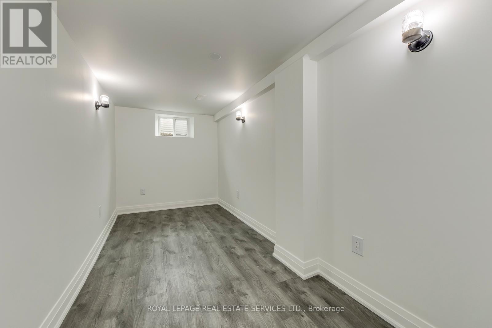 












690 MISSISSAUGA VALLEY BOULEVARD

,
Mississauga,




Ontario
L5A1Z4

