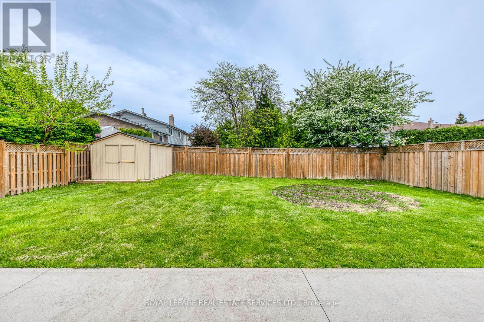 












690 MISSISSAUGA VALLEY BOULEVARD

,
Mississauga,




Ontario
L5A1Z4

