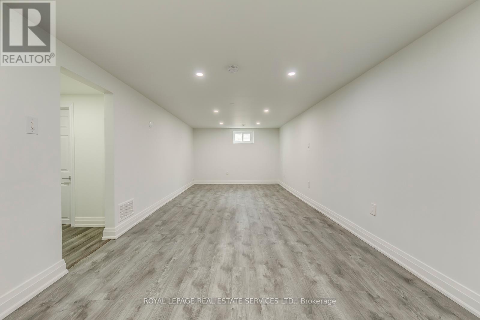 












690 MISSISSAUGA VALLEY BOULEVARD

,
Mississauga,




Ontario
L5A1Z4

