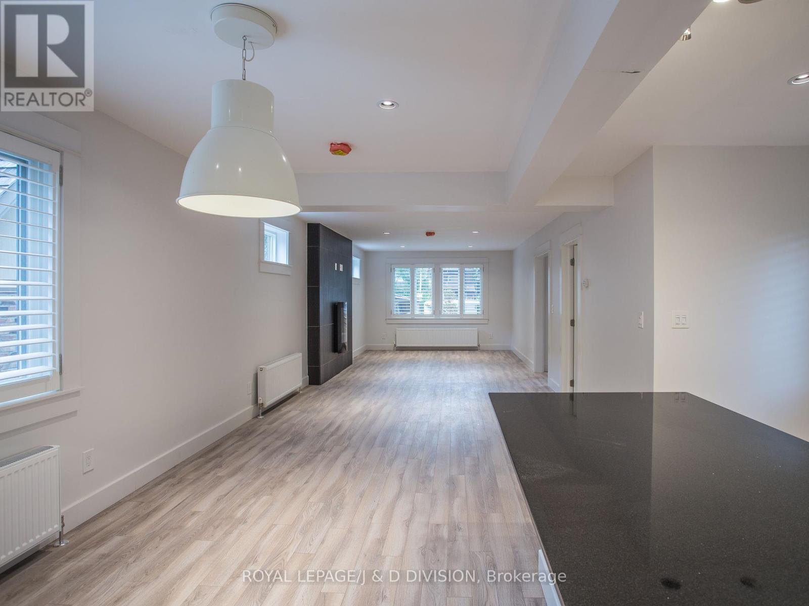 












UNIT #2/MAIN FL - 17A HUMEWOOD DRIVE

,
Toronto,




Ontario
M6C2W3

