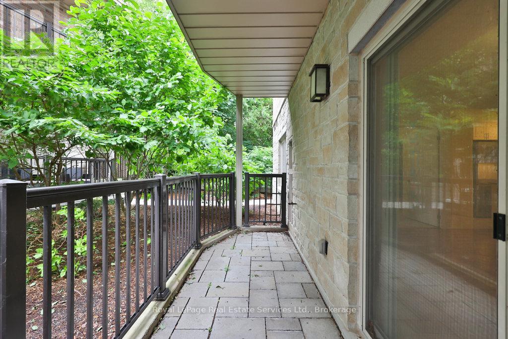 












106 - 73 WASHINGTON AVENUE NW

,
Oakville (CO Central),




Ontario
L6K1W5

