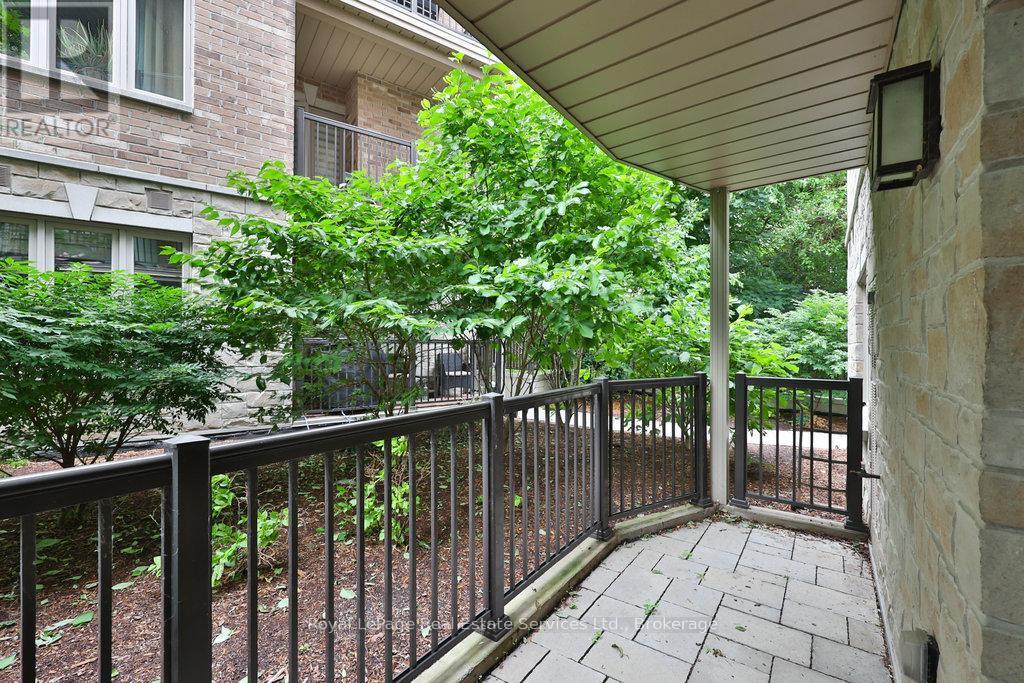 












106 - 73 WASHINGTON AVENUE NW

,
Oakville (CO Central),




Ontario
L6K1W5

