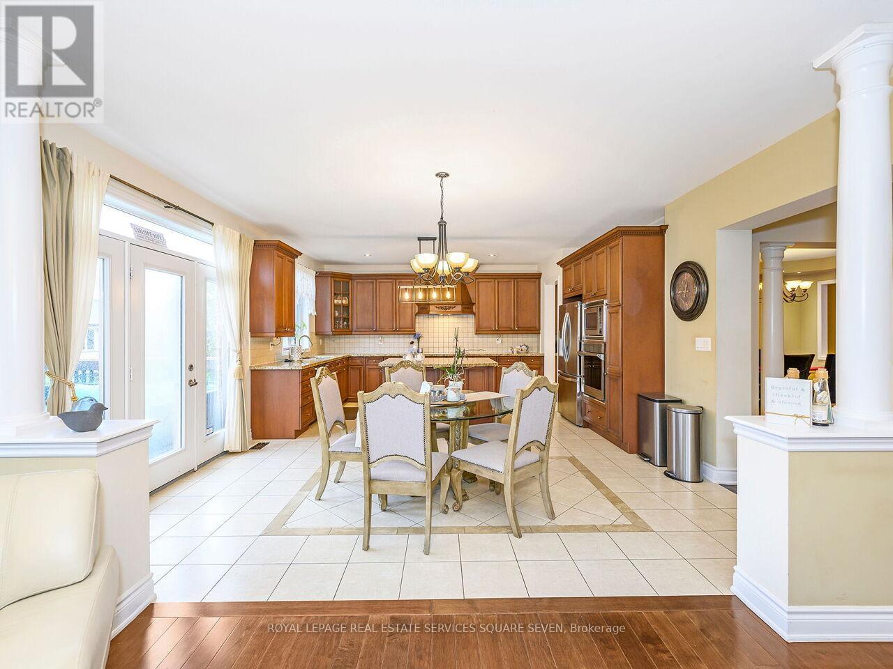 












2335 AWENDA DRIVE

,
Oakville,




Ontario
L6H7J7

