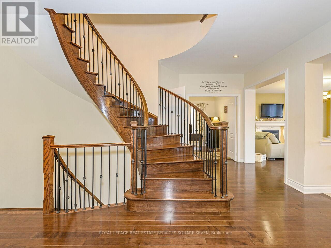 












2335 AWENDA DRIVE

,
Oakville,




Ontario
L6H7J7

