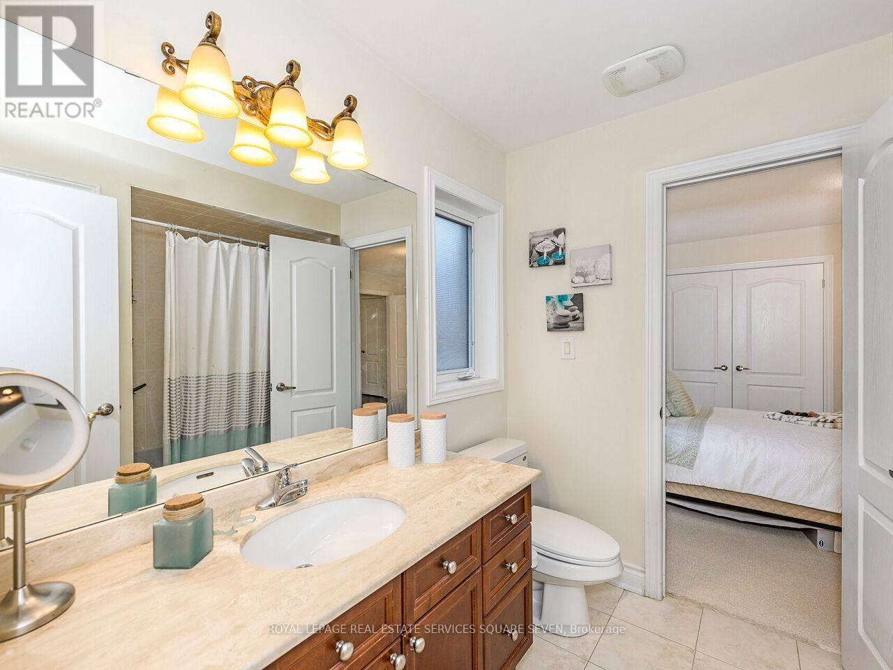 












2335 AWENDA DRIVE

,
Oakville,




Ontario
L6H7J7

