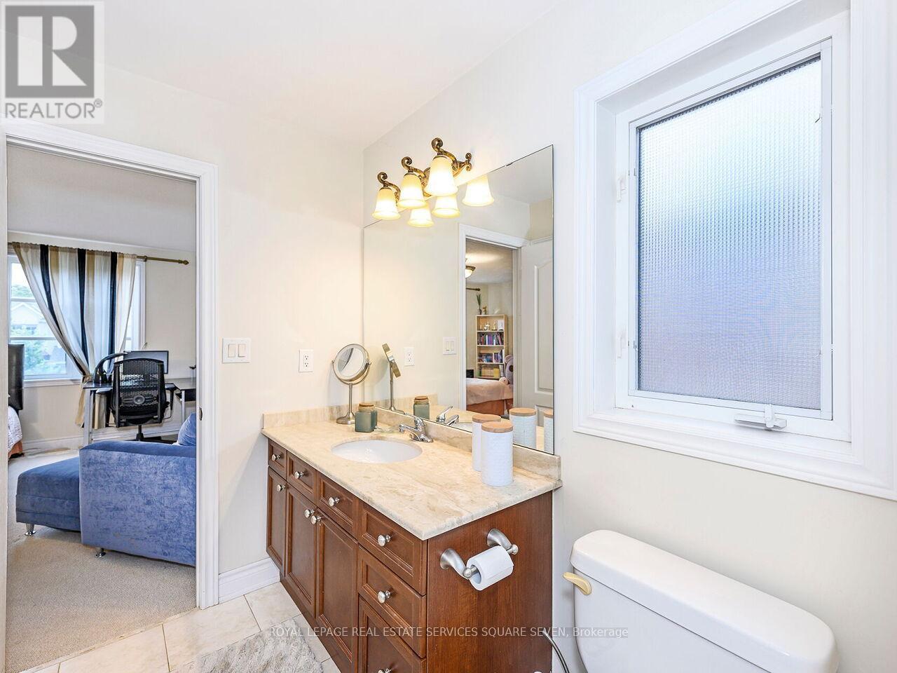 












2335 AWENDA DRIVE

,
Oakville,




Ontario
L6H7J7

