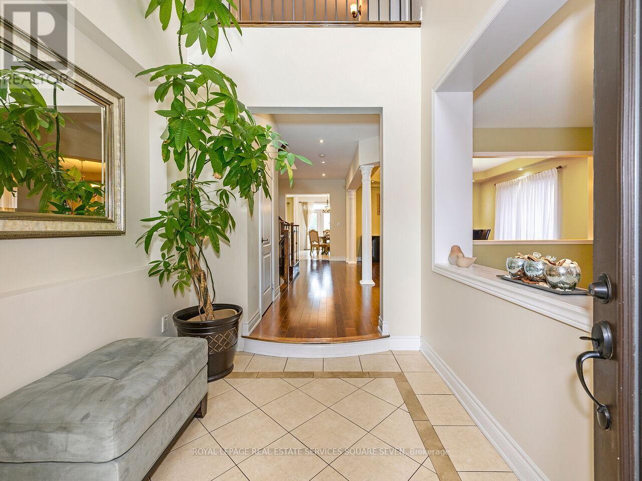 












2335 AWENDA DRIVE

,
Oakville,




Ontario
L6H7J7


