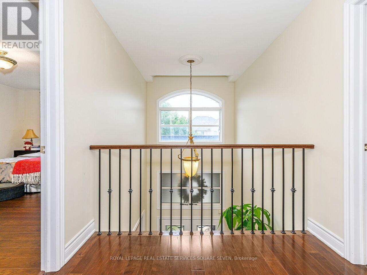 












2335 AWENDA DRIVE

,
Oakville,




Ontario
L6H7J7

