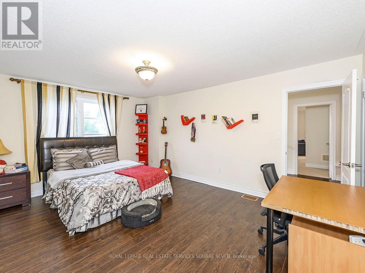 












2335 AWENDA DRIVE

,
Oakville,




Ontario
L6H7J7

