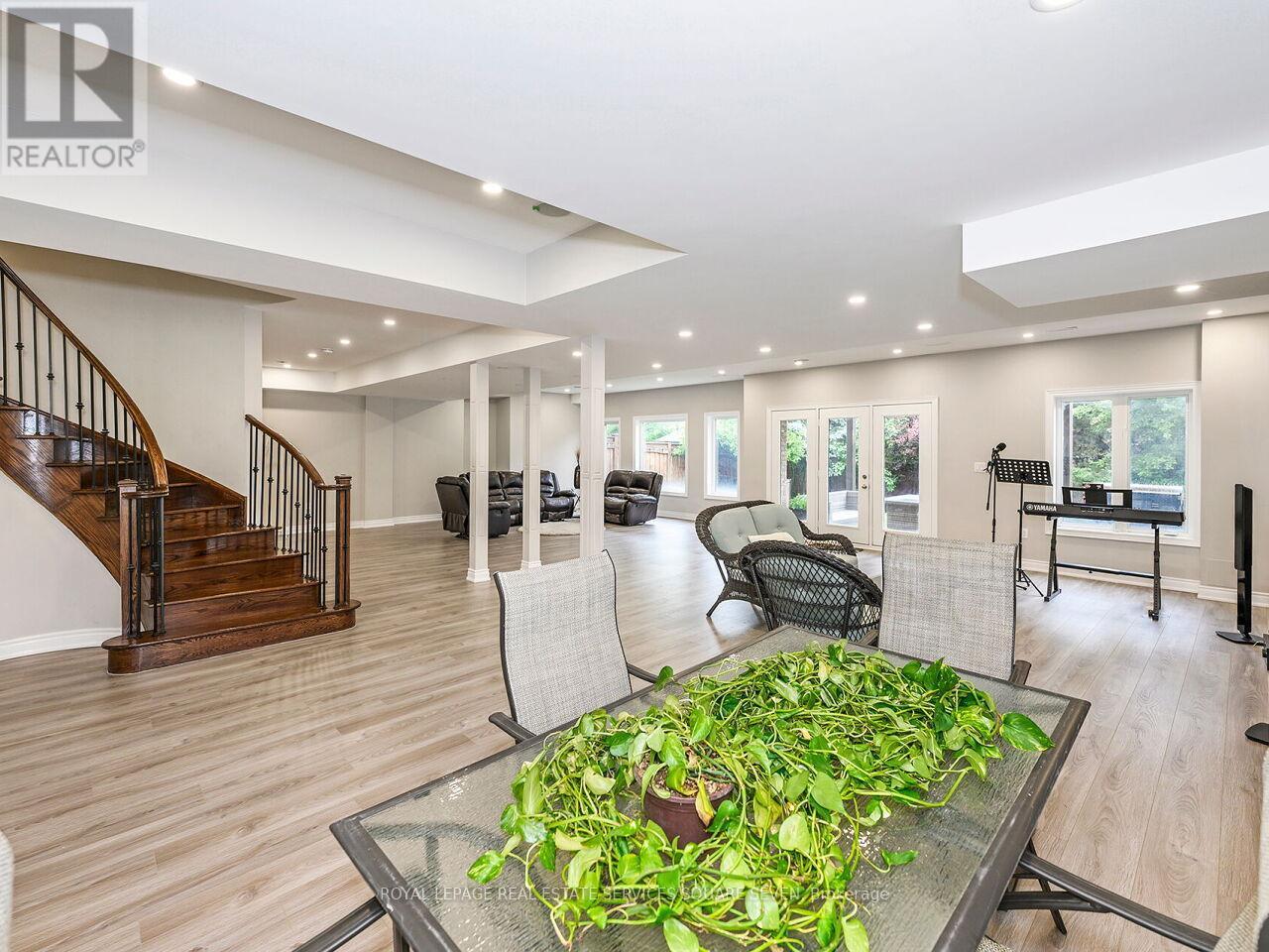 












2335 AWENDA DRIVE

,
Oakville,




Ontario
L6H7J7

