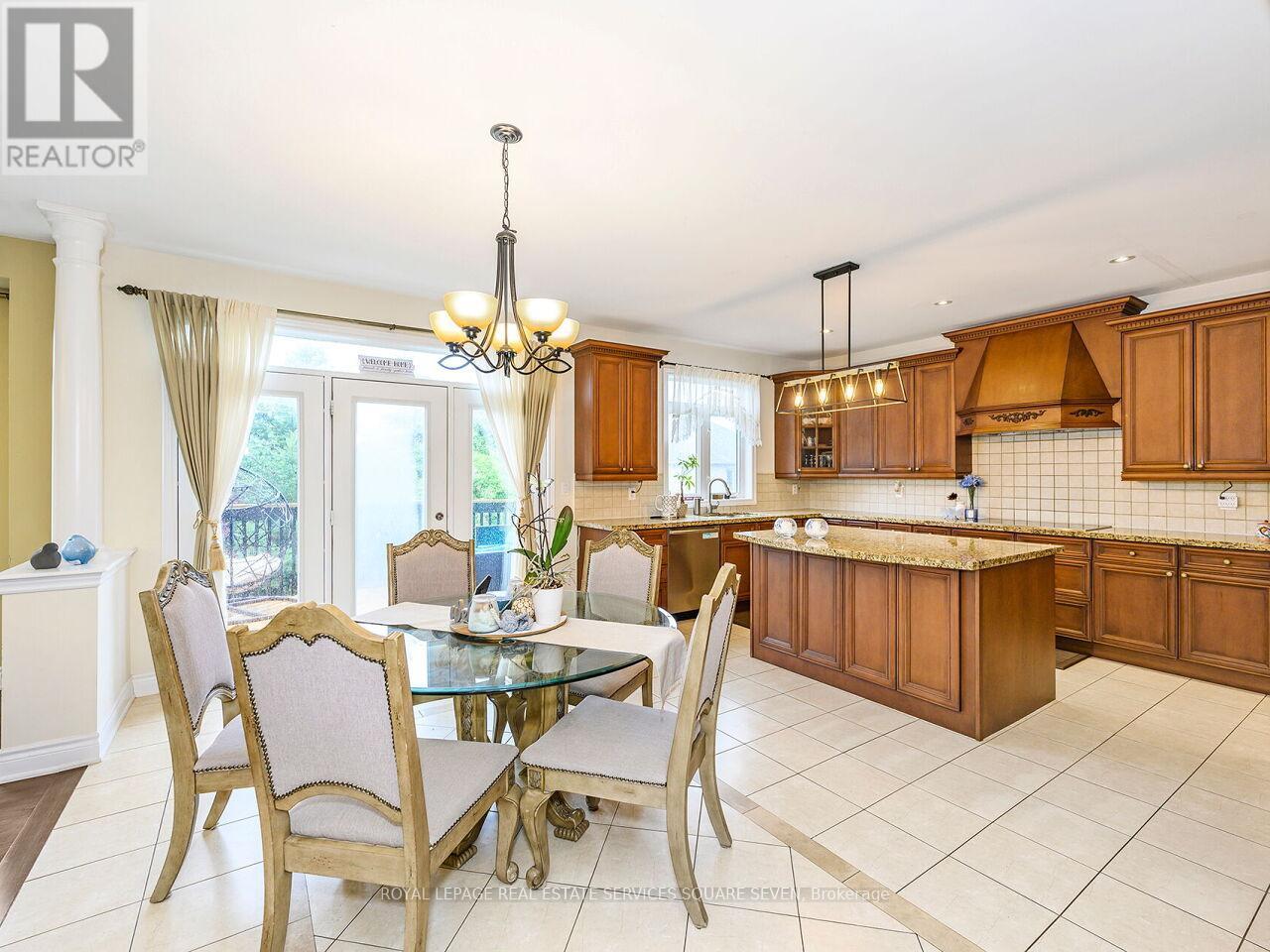 












2335 AWENDA DRIVE

,
Oakville,




Ontario
L6H7J7

