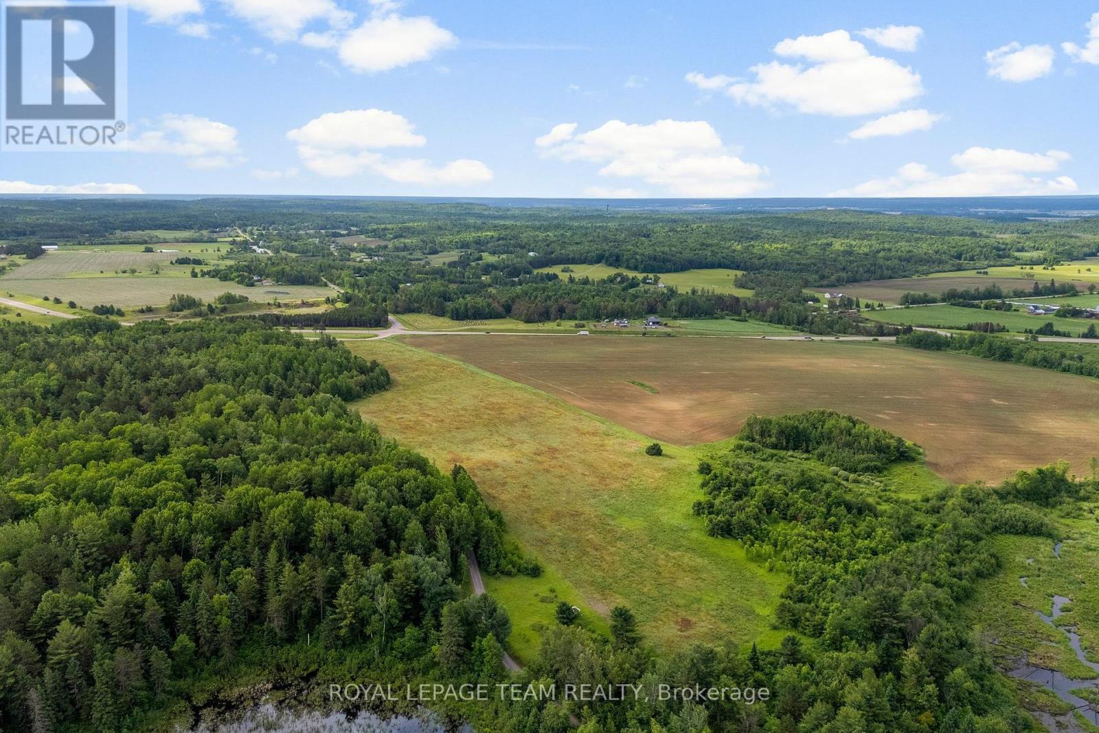 












00 SARAH PRISSILLA DRIVE

,
Whitewater Region,







Ontario
K0J1Y0

