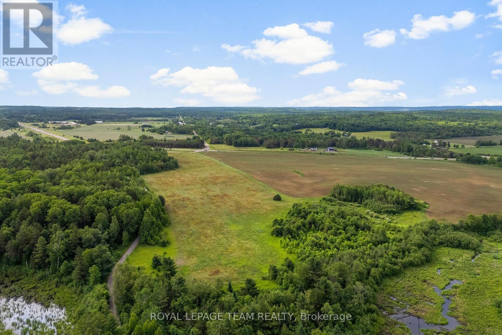 












00 SARAH PRISSILLA DRIVE

,
Whitewater Region,







Ontario
K0J1Y0

