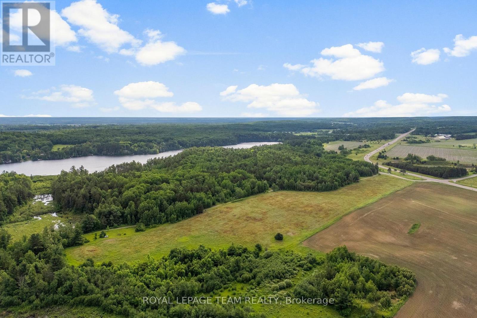 












00 SARAH PRISSILLA DRIVE

,
Whitewater Region,







Ontario
K0J1Y0

