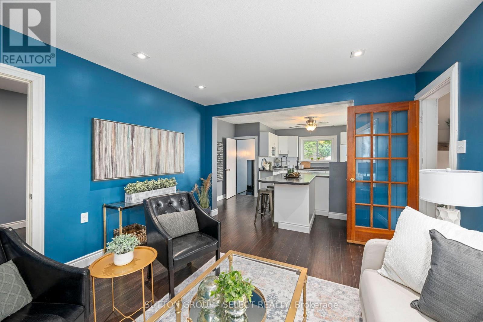 












1100 HAMILTON ROAD

,
London East (East O),




Ontario
N5W1A6

