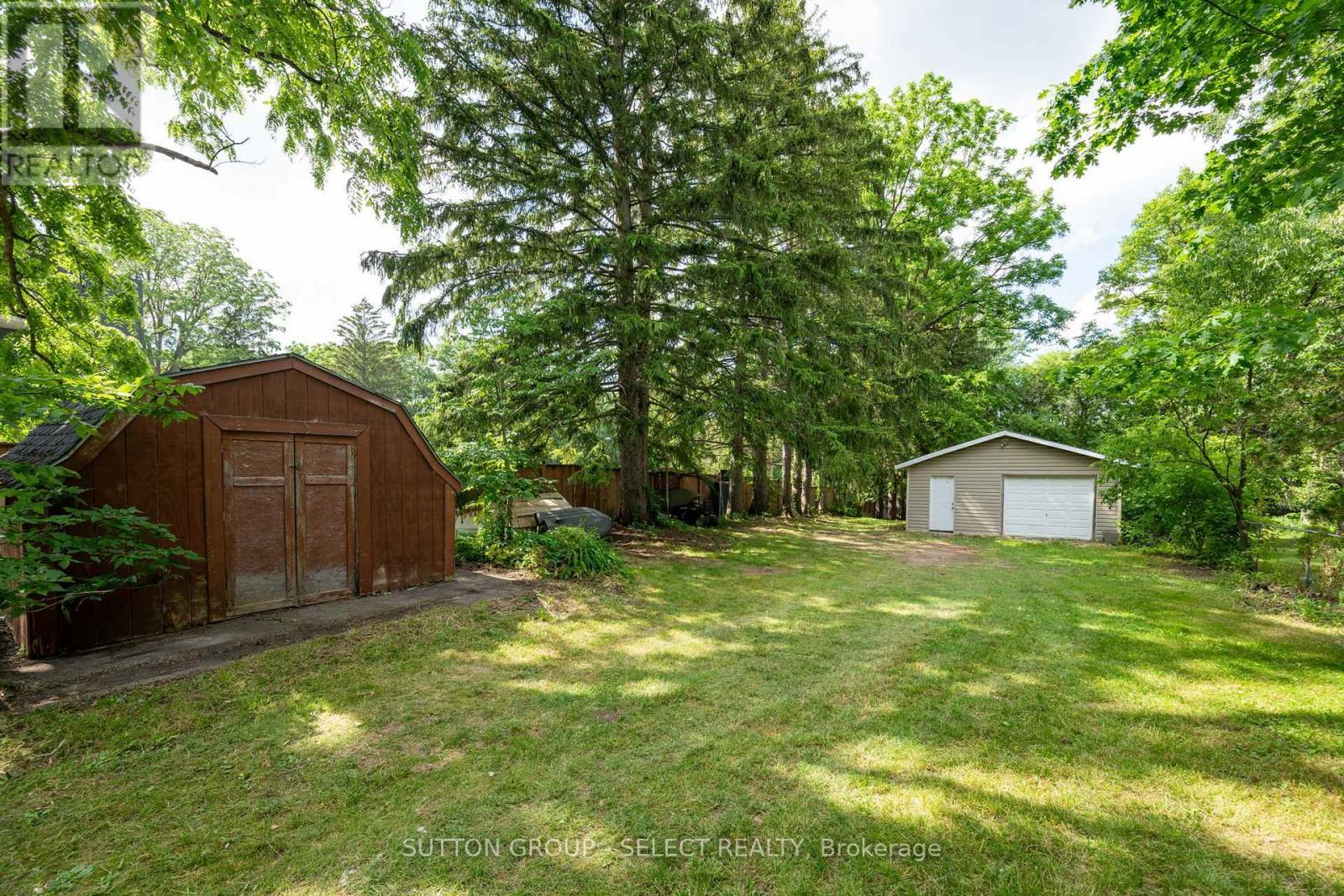 












1100 HAMILTON ROAD

,
London East (East O),




Ontario
N5W1A6


