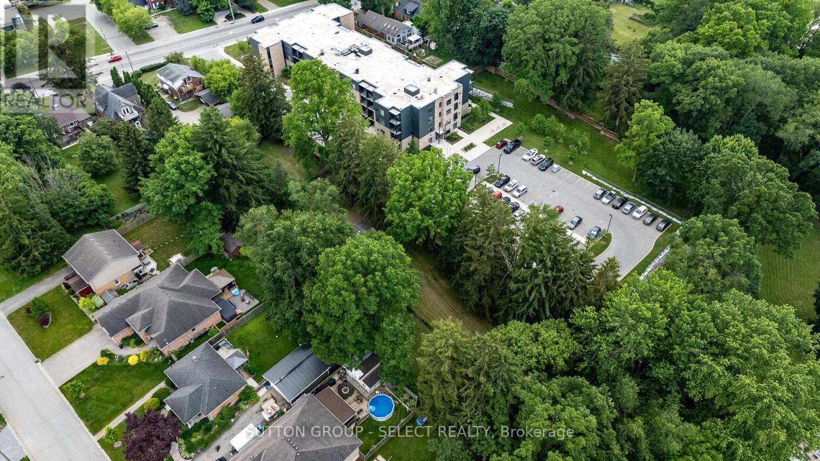 












1100 HAMILTON ROAD

,
London East (East O),




Ontario
N5W1A6

