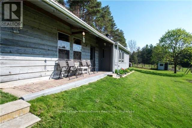 












13735 GUELPH LINE

,
Milton (Campbellville),




Ontario
L0P1B0

