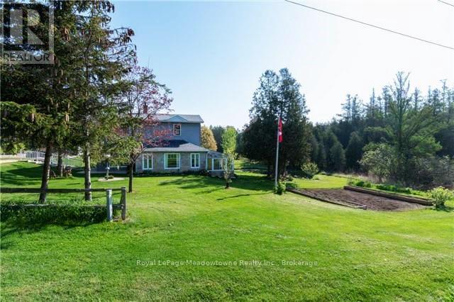 












13735 GUELPH LINE

,
Milton (Campbellville),




Ontario
L0P1B0

