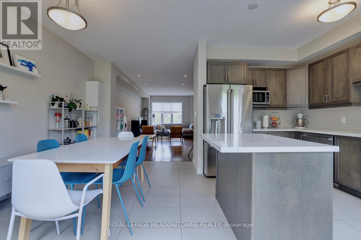 












40 - 445 ONTARIO STREET S

,
Milton,




Ontario
L9T9K3


