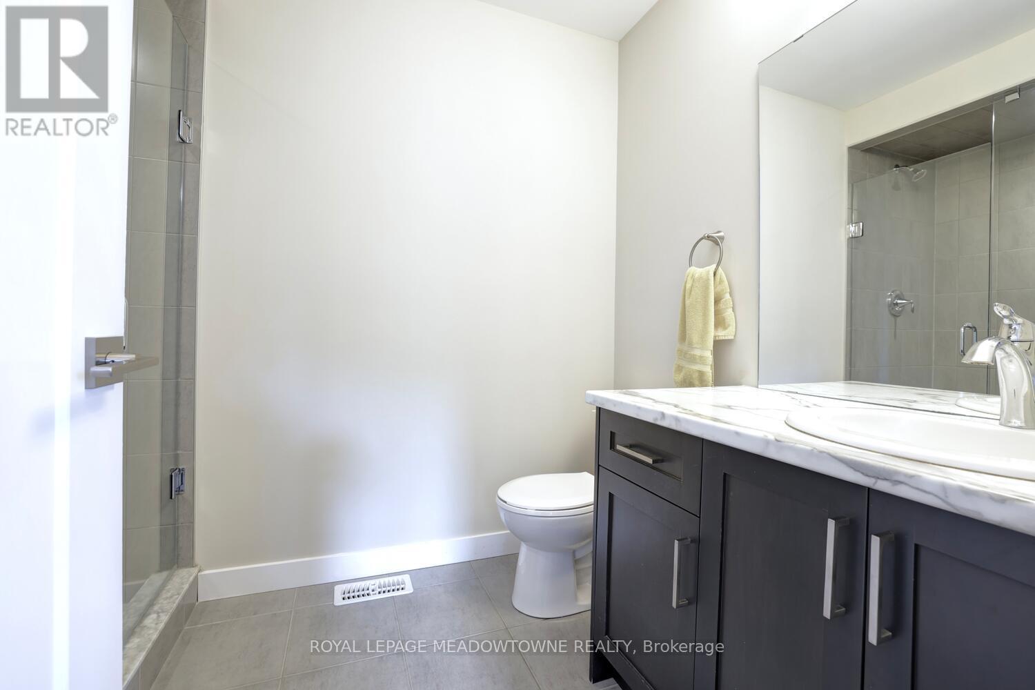 












40 - 445 ONTARIO STREET S

,
Milton,




Ontario
L9T9K3

