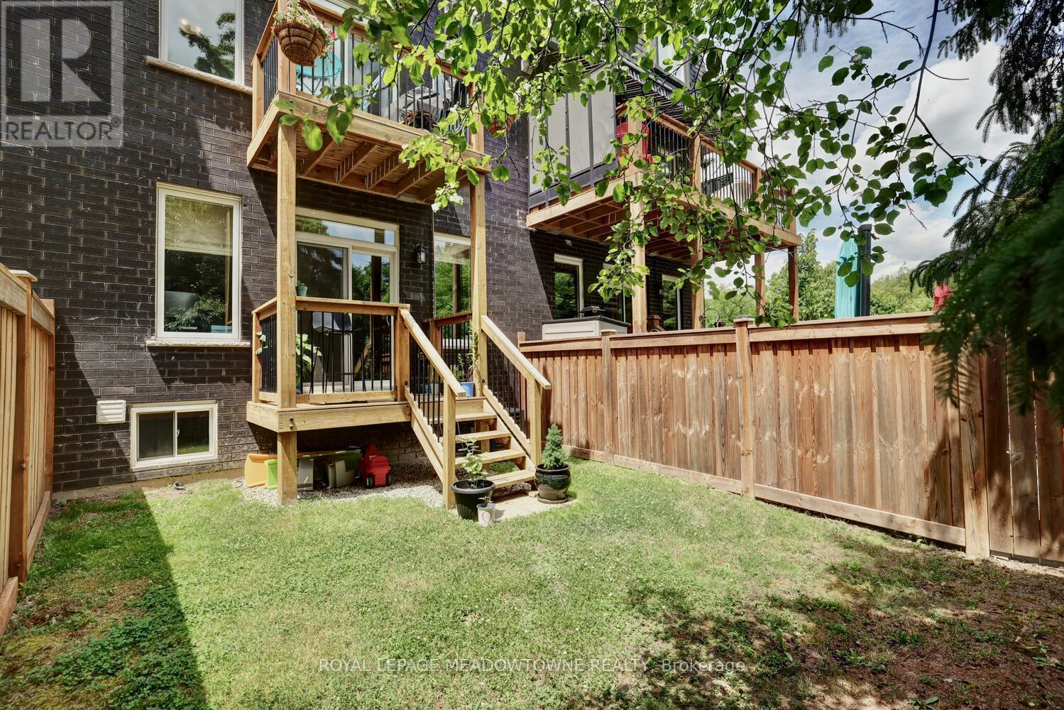 












40 - 445 ONTARIO STREET S

,
Milton,




Ontario
L9T9K3


