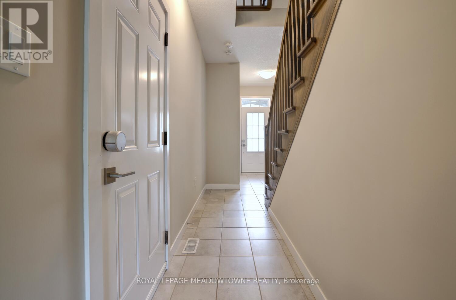












40 - 445 ONTARIO STREET S

,
Milton,




Ontario
L9T9K3

