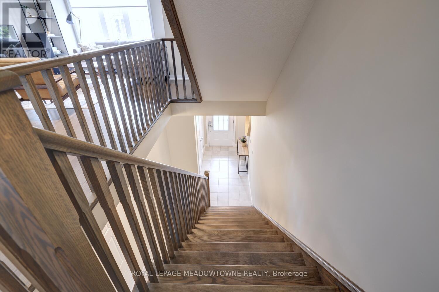 












40 - 445 ONTARIO STREET S

,
Milton,




Ontario
L9T9K3

