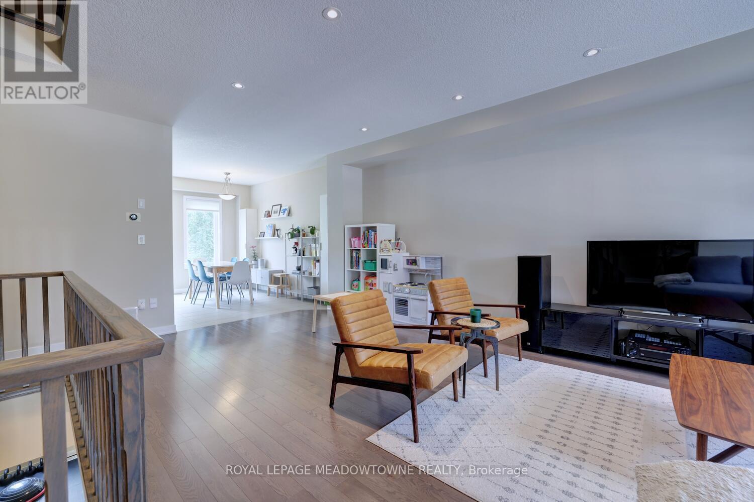 












40 - 445 ONTARIO STREET S

,
Milton,




Ontario
L9T9K3

