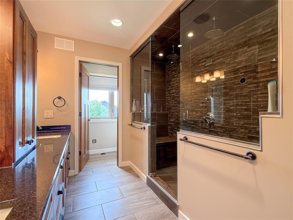 












8 Southview Drive

,
Brandon,




Manitoba
R7B4H1

