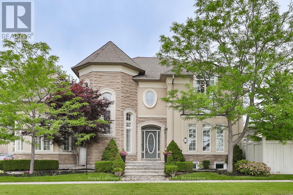 












170 NAUTICAL BOULEVARD

,
Oakville (BR Bronte),




Ontario
L6L6V6


