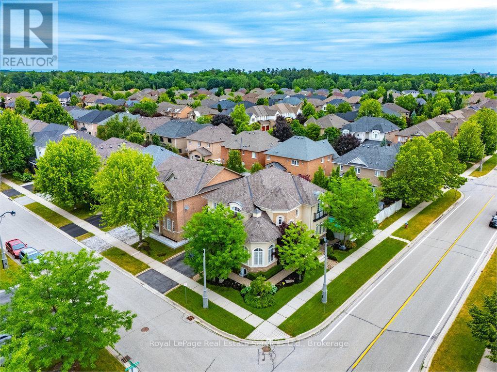 












170 NAUTICAL BOULEVARD

,
Oakville (BR Bronte),




Ontario
L6L6V6

