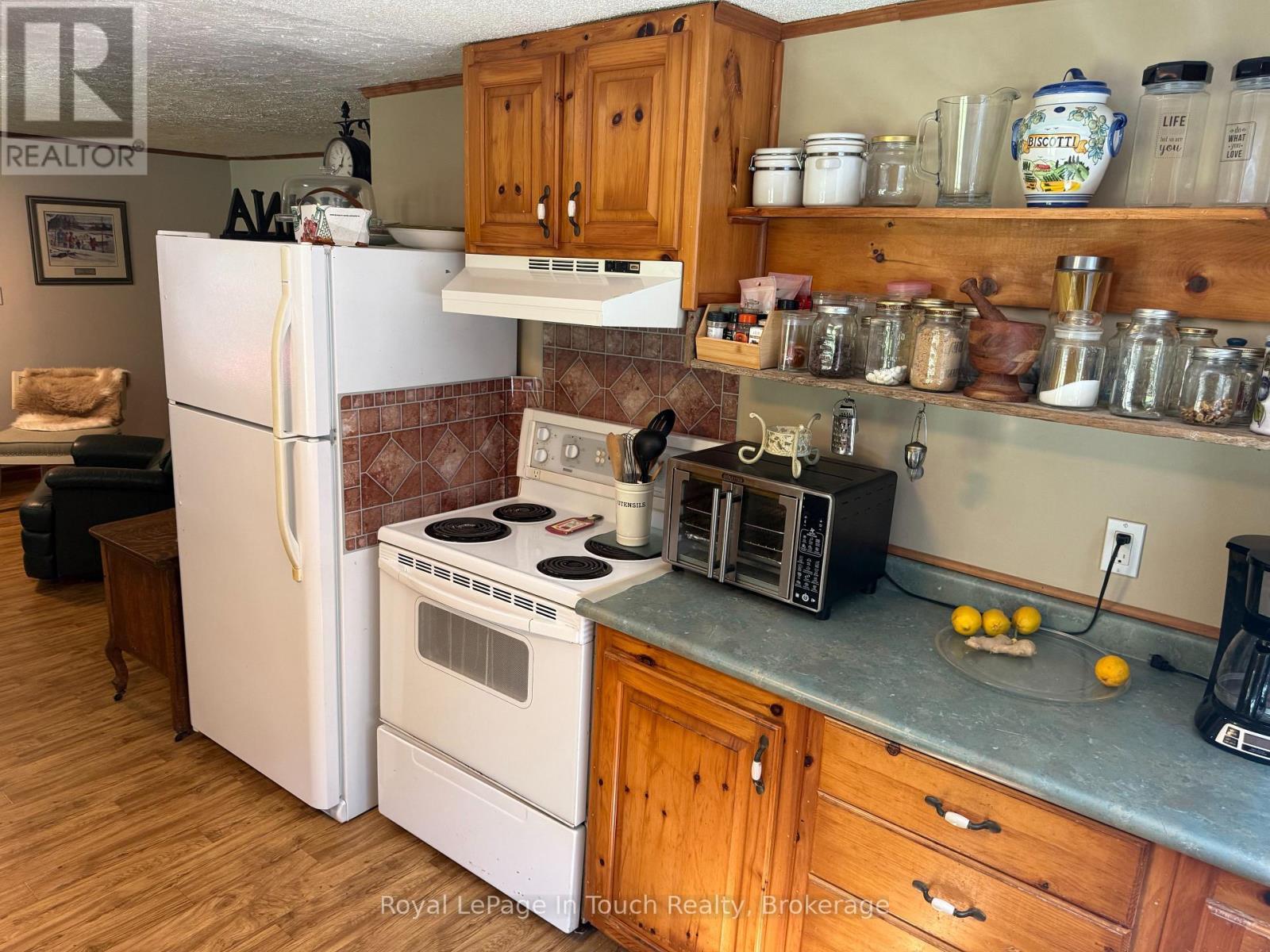 












19 NEEDLE ROAD

,
Tiny,




Ontario
L9M0B5

