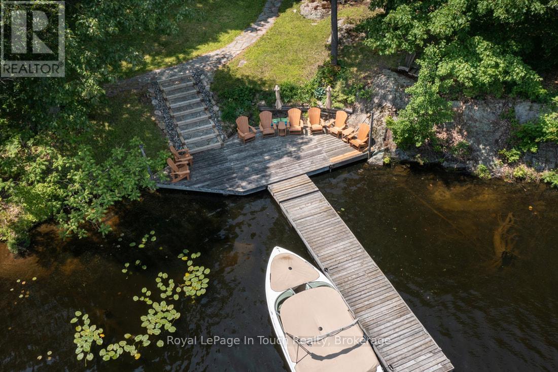 












212 WILD RICE TRAIL SE

,
Georgian Bay (Baxter),




Ontario
L0K1S0

